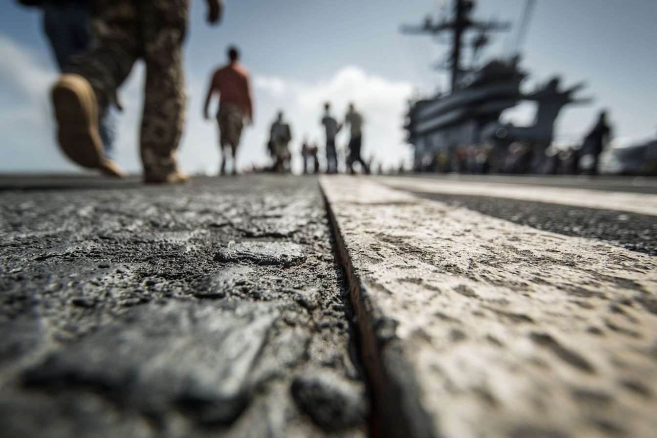 Détails sur le pont d un porte avions